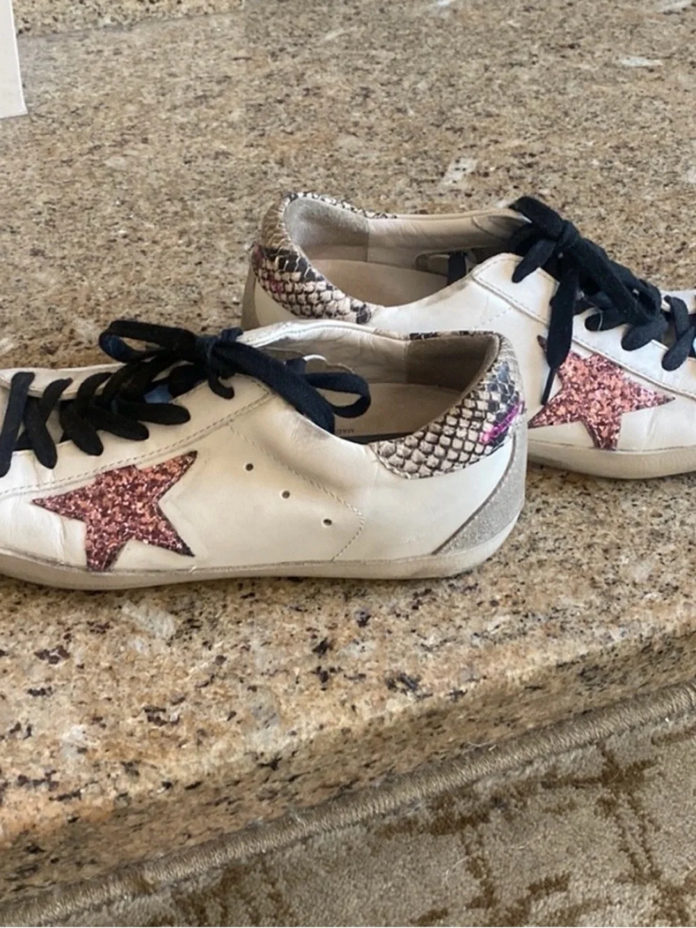 Golden Goose White Sneakers with Pink Glitter Star and Snake-Print Heel - Picture 5 of 5